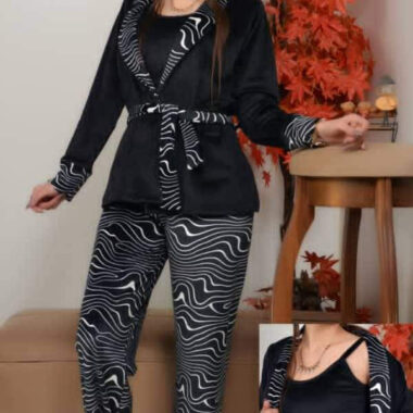 بيجامات نوم